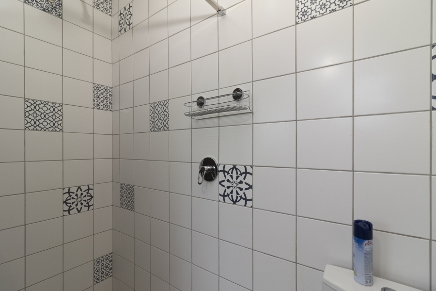 6 Bedroom Property for Sale in West Beach Eastern Cape